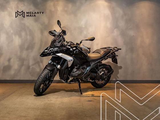 BMW R 1300 GS TRIPLE BLACK 